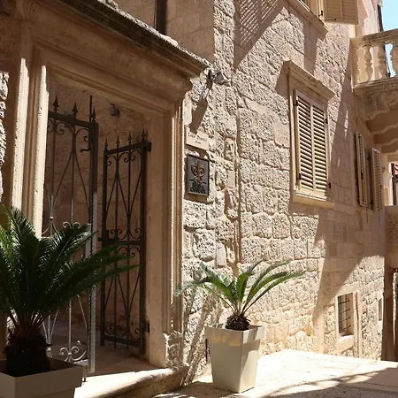 Lesic Dimitri Palace 5*