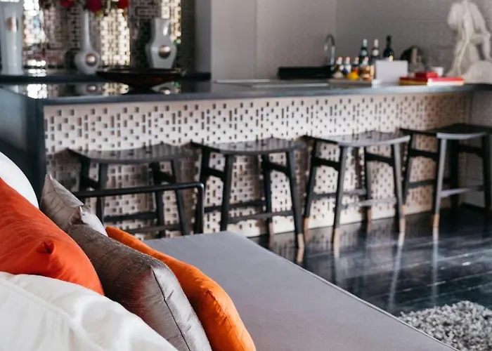 Lesic Dimitri Palace Aparthotel 5*