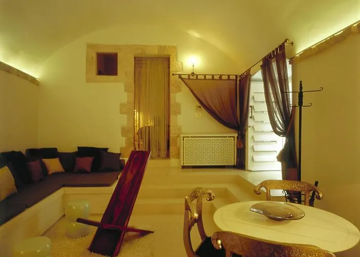 Lesic Dimitri Palace Aparthotel 5*