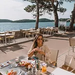 Apart Otel Lesic Dimitri Palace 5*