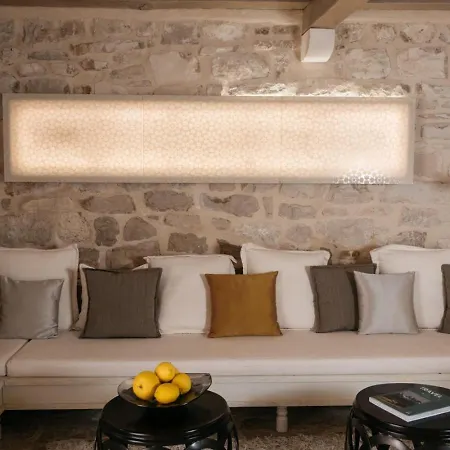 Lesic Dimitri Palace Aparthotel 5*