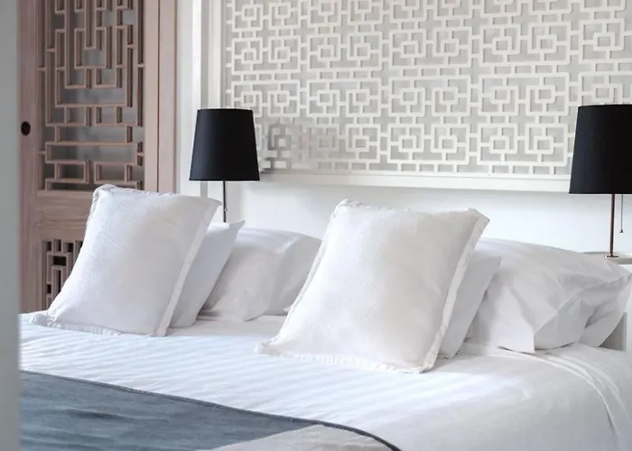 Lesic Dimitri Palace